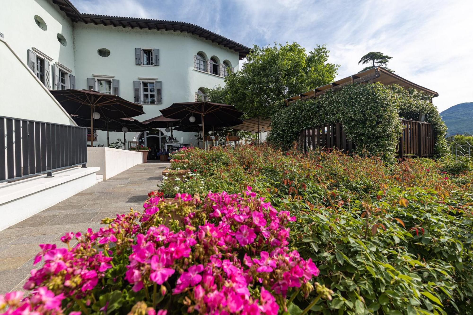 Casa Del Vino Della Vallagarina Isera Exterior photo